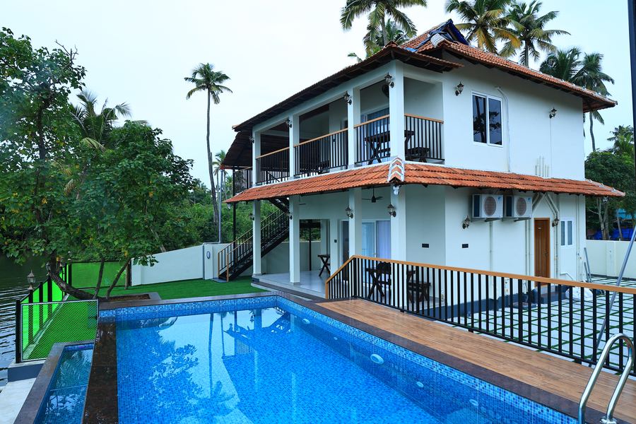 The villa behind the infinity pool